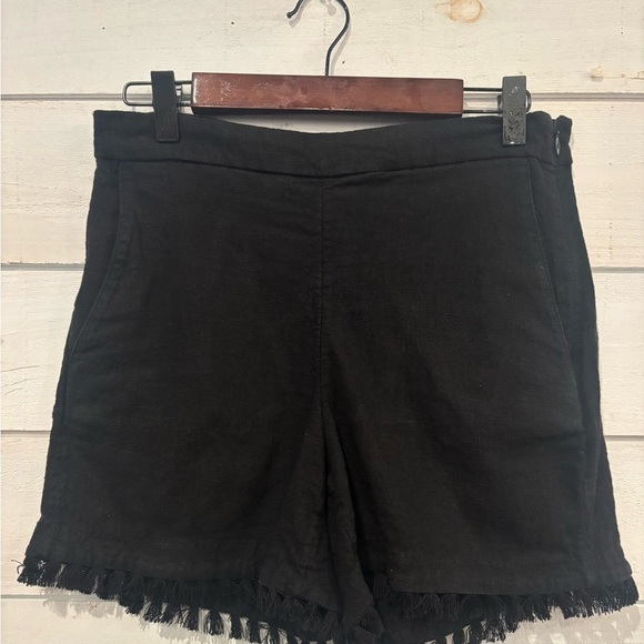 Banana Republic Black Linen High
Waist Tassel Shorts with Side Zip Size 0 - Picture 2 of 10